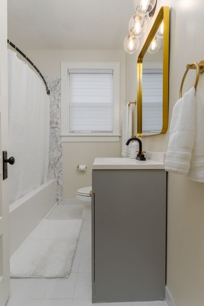 Building Photo - Leasing Now! - Charming 3-Bed, 2-Bath Stone Cottage in Shandon/Wales Garden - Walk to 5 Points!