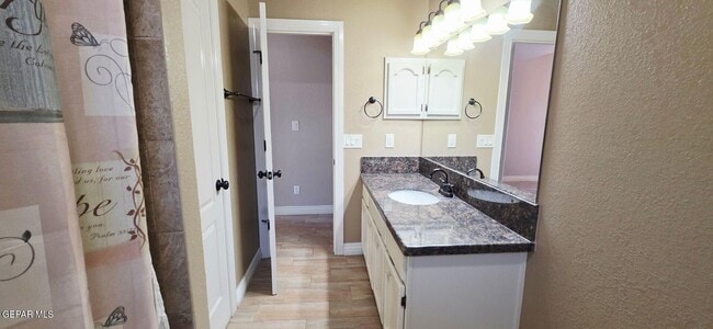 Building Photo - 1365 Desert Canyon Dr