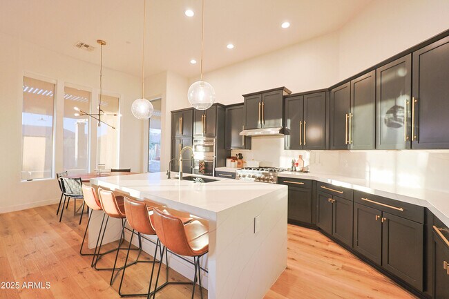 Building Photo - 40704 N Bell Meadow Trail