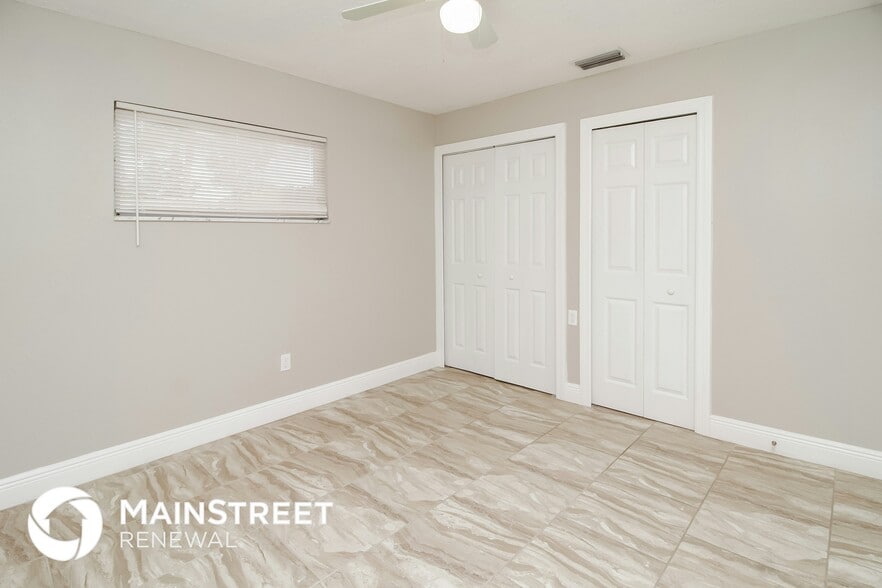 Building Photo - 448 E Highland St