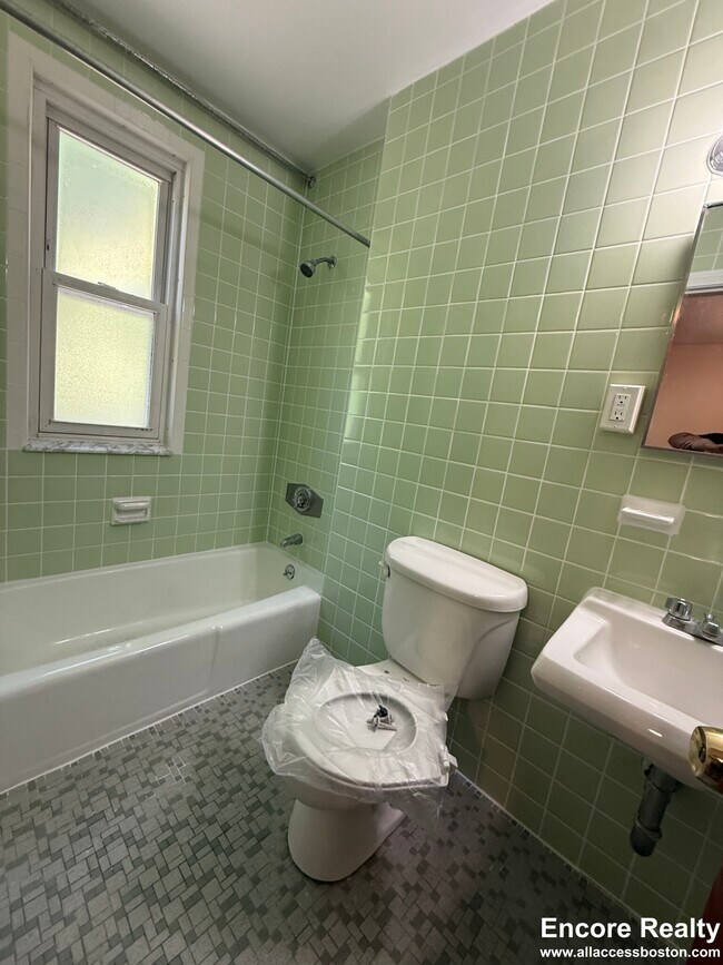 Building Photo - 70 S Huntington Ave