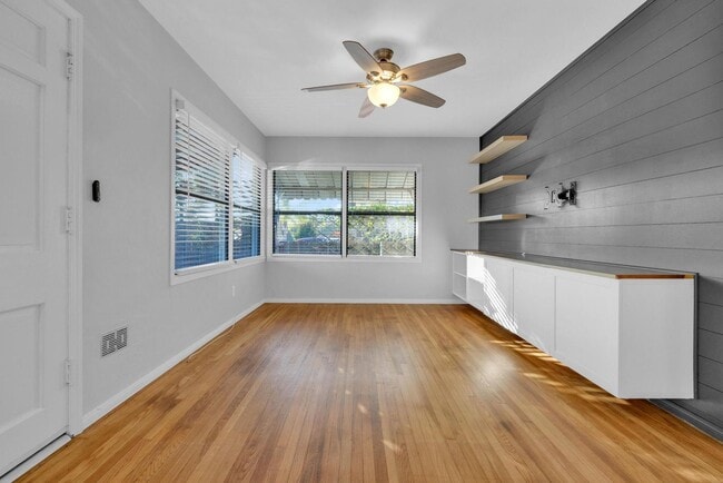 Building Photo - Charming Talmadge 2BR + Bonus Room