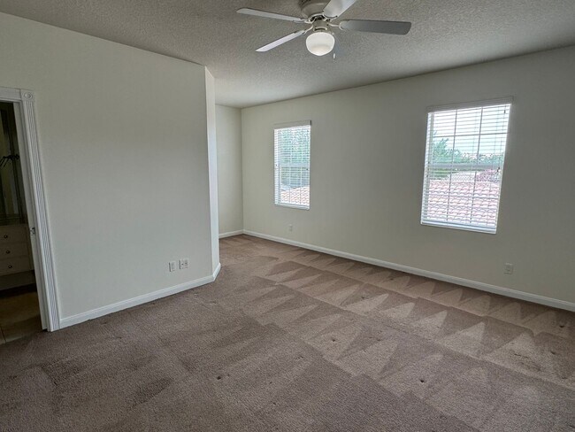 Building Photo - Beautiful Lake Nona Townhome