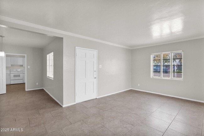 Building Photo - 3015 N 17th Ave