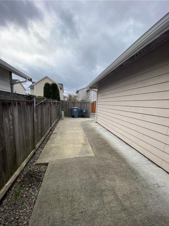 Building Photo - 2367 McDonald Ave