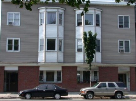 Building Photo - 289 Dorchester St