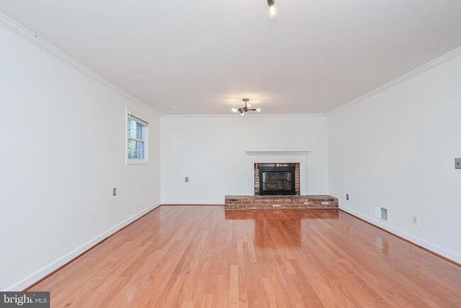 Building Photo - 2412 Rockbridge St