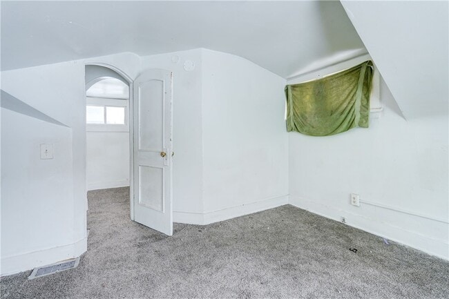 Building Photo - 127 Rosewood Terrace