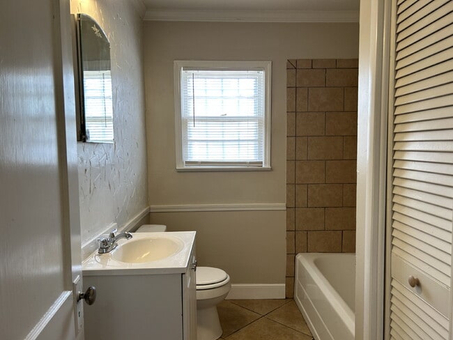 Building Photo - Heart of  Lubbock Delight: 2 Bedrooms, Bre...