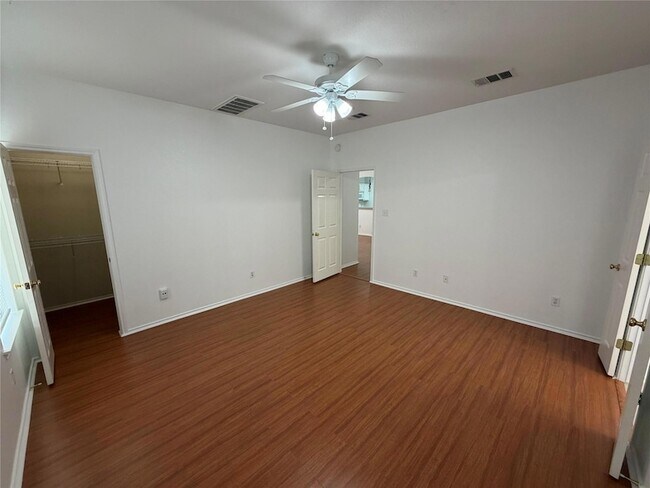 Building Photo - 9403 Brandts Wood St