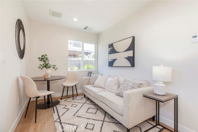 Building Photo - 8879 Morehart Ave