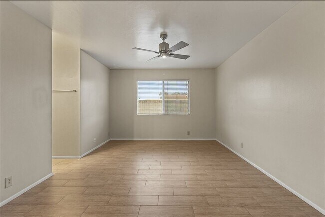 Building Photo - Spectacular Updates, 3 Bedroom 2 Bath