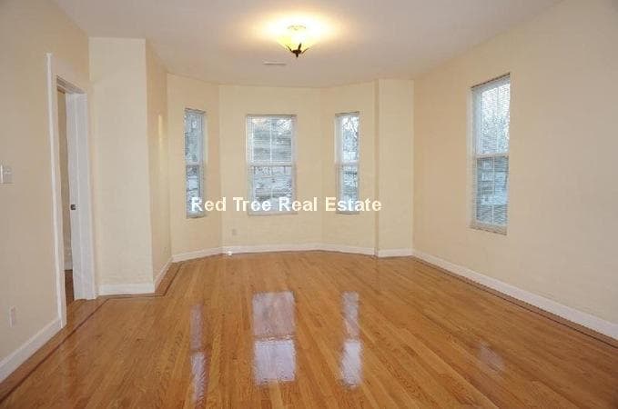 Building Photo - 233 Boylston St