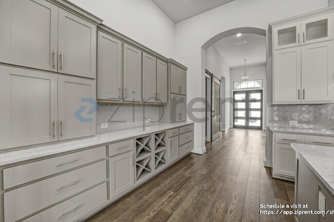 Building Photo - 144 Arbolado Lp