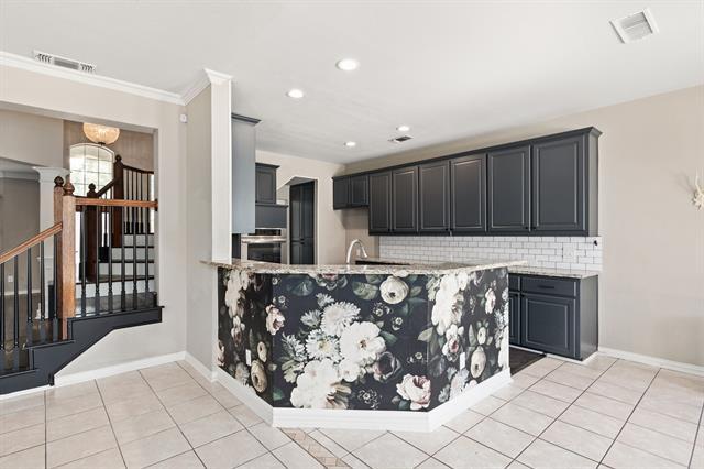 Building Photo - 5997 Sandhill Cir