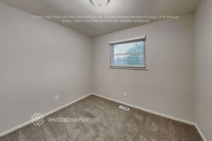 Building Photo - 10852 Ingalls Cir