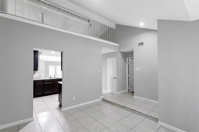 Building Photo - 22627 Braken Manor Ln