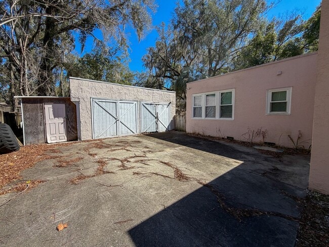 Building Photo - 15 NW 26th St