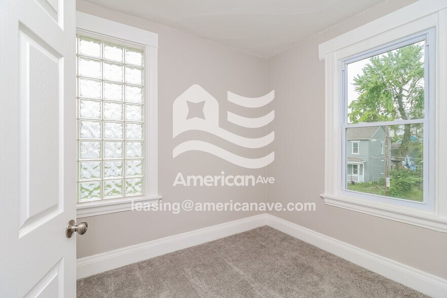 Building Photo - 1409 California Ave