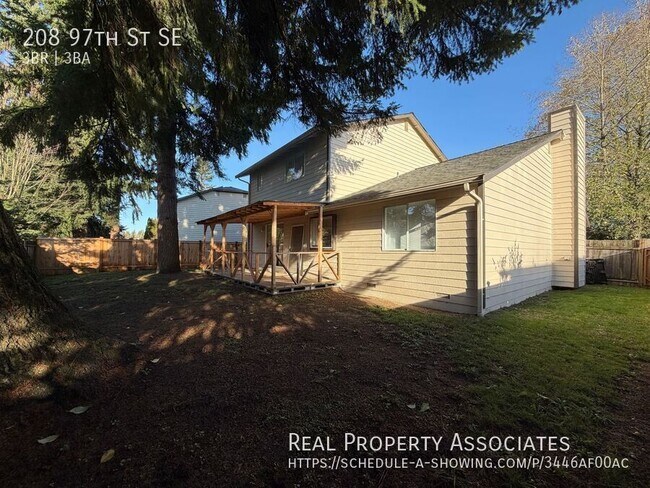 Building Photo - 208 97th St SE