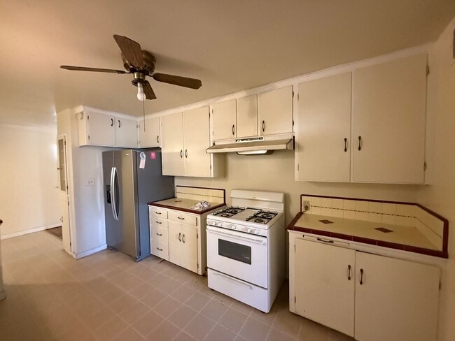 Building Photo - 155 North St