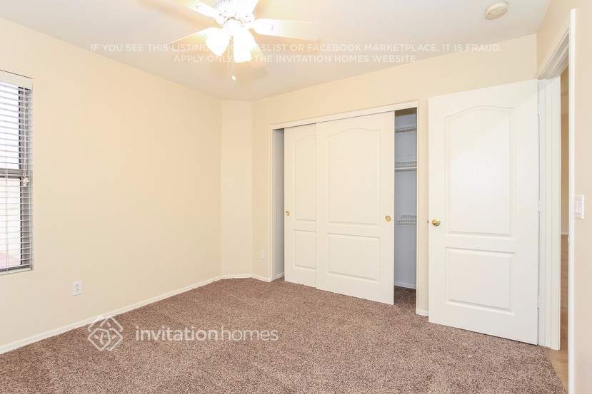 Building Photo - 15838 W Tara Ln
