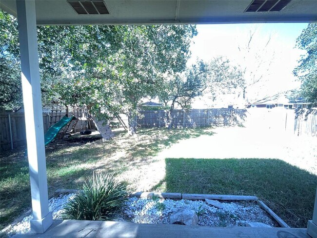 Building Photo - 3508 Blue Ridge Dr