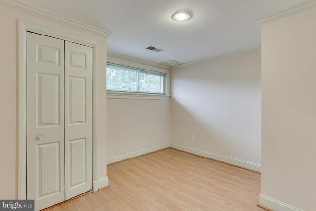 Building Photo - 12909 Grenoble Dr