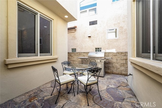 Building Photo - 119 Opal Ave