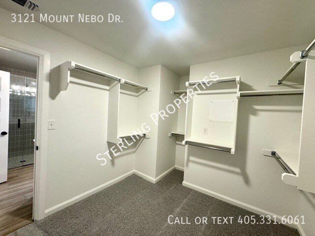 Building Photo - 3121 Mt Nebo Dr