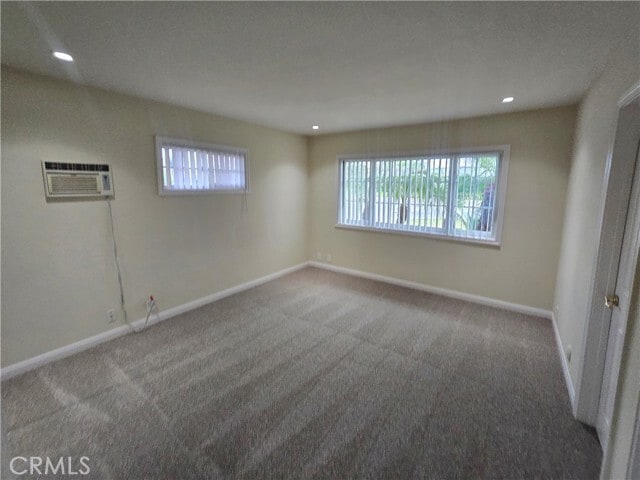 Building Photo - 10362 Shalom Dr