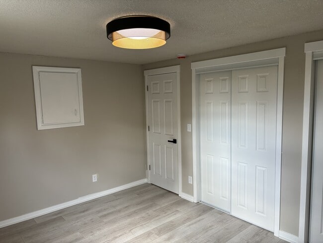 Building Photo - 209 N 22nd St