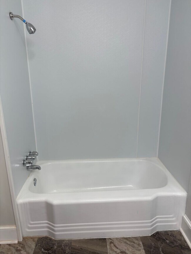 Building Photo - 3 Bed, 1 Bath Brick house in Ramseur