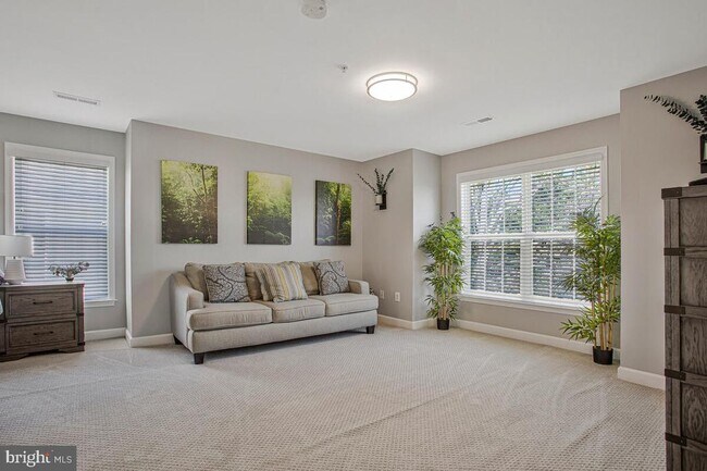 Building Photo - 12902 Crickmore Trace