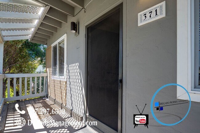 Building Photo - Benicia! Large 2/1 available soon!