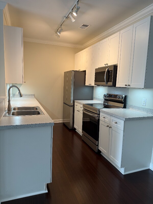 Building Photo - 1462 Wellbrooke Ln