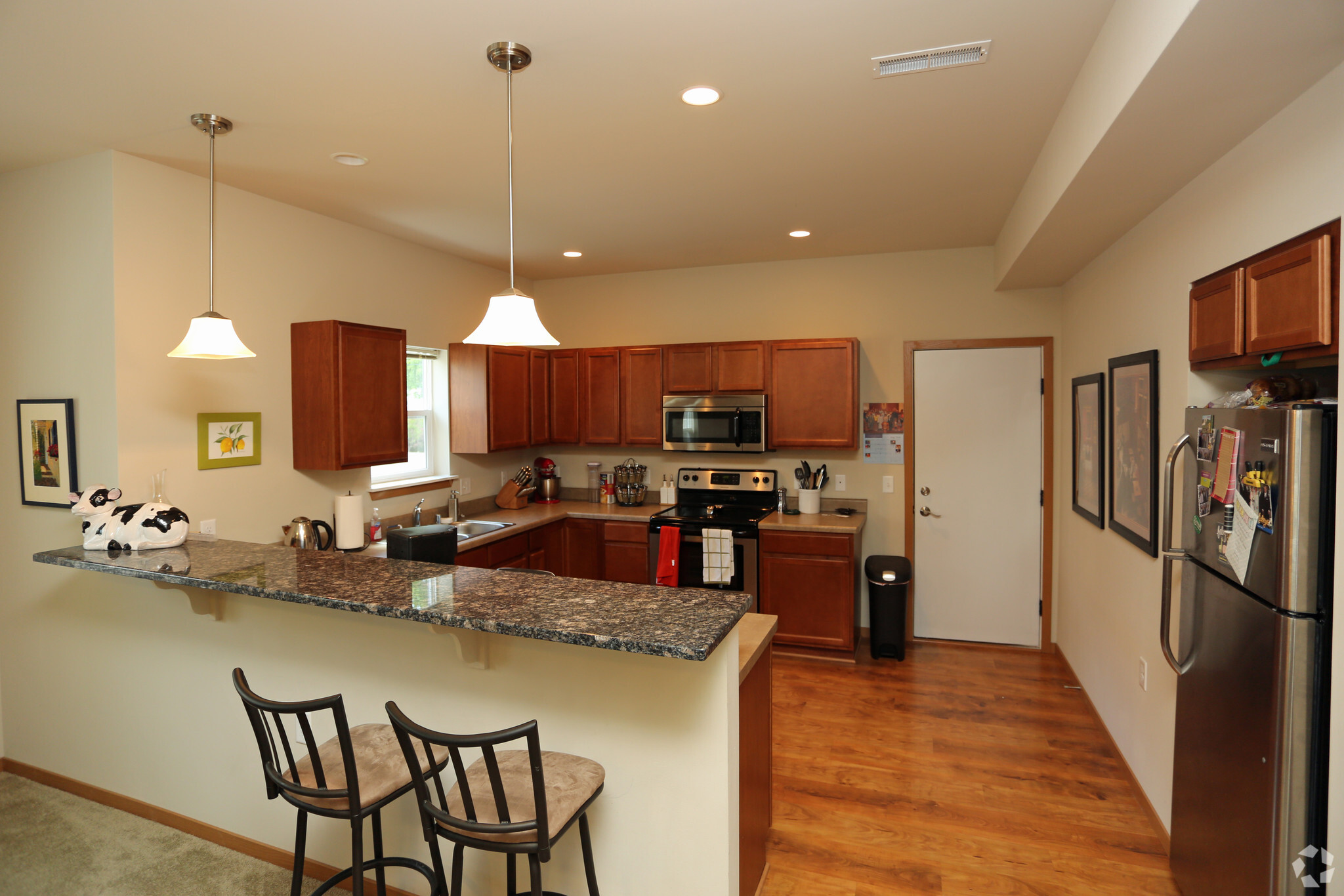 Kitchen - Fairway Glen Apartments