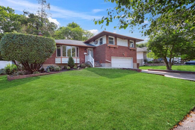 Building Photo - 72 Winthrop Rd