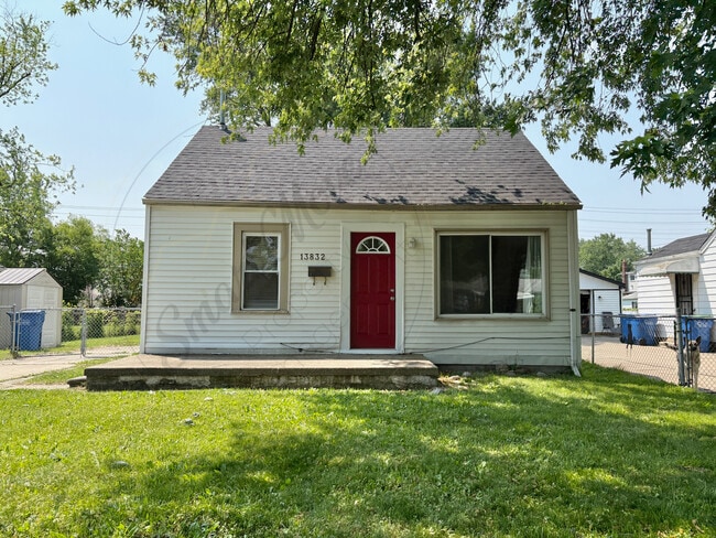 Primary Photo - 13832 Julius Ave