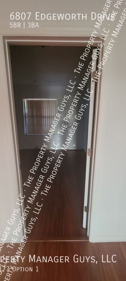 Building Photo - 6807 Edgeworth Dr