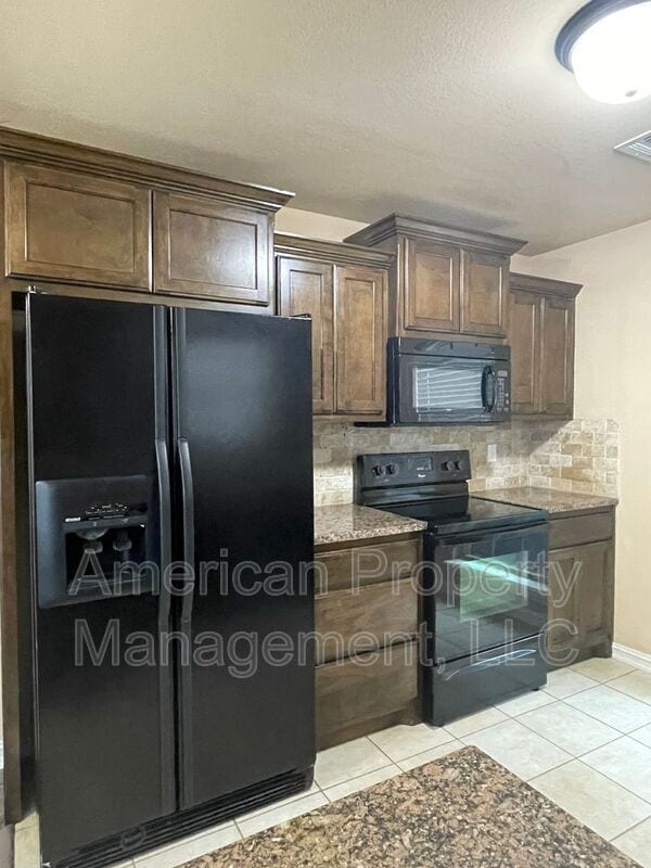 Building Photo - 13022 E 133rd Pl N