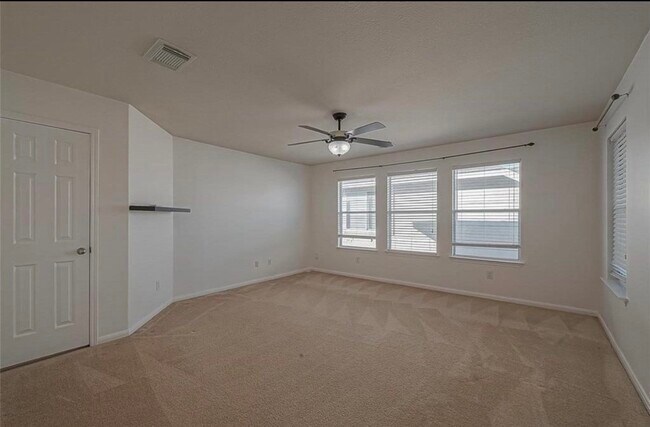 Building Photo - 10819 Waterfern Ct