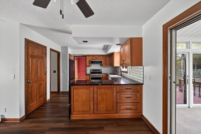 Building Photo - 7932 Harrow Ct