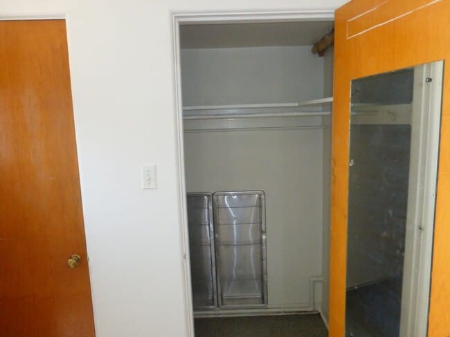 Building Photo - 1409 S Mill