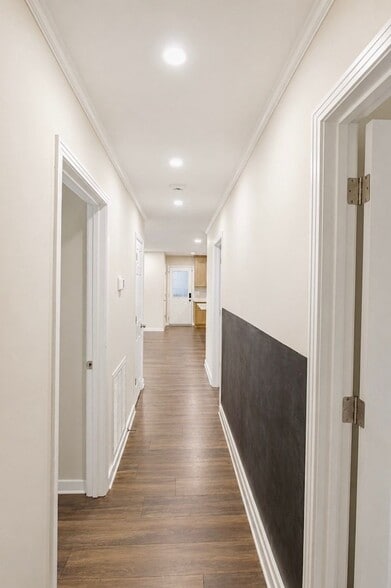 Building Photo - 114 Woodridge Dr