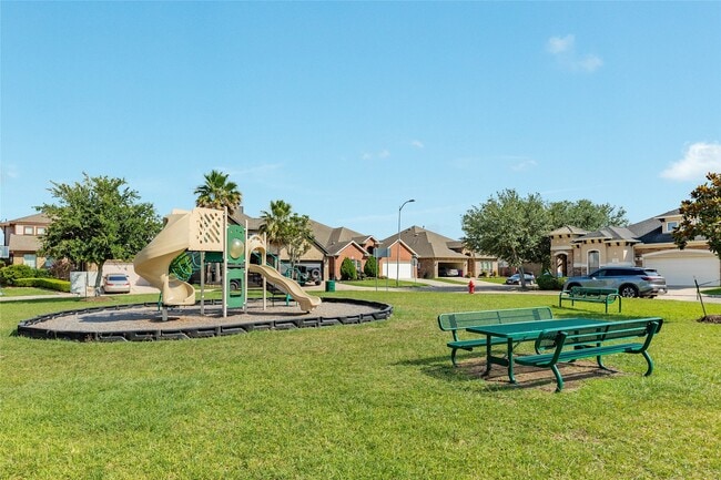 Building Photo - 3505 Firenze Dr