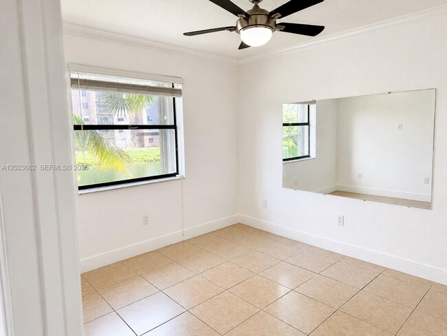 Building Photo - 7668 SW 152nd Ave