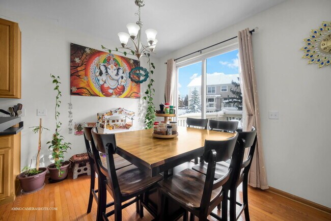 Building Photo - 369 Vaughn Cir