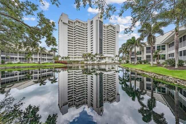Building Photo - 6361 Pelican Bay Blvd