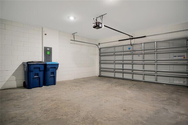 Building Photo - 3071 Totem Rd